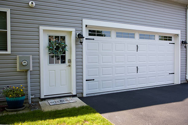 24/7 Emergency Garage Door Roller Replacement experts in Concord, NC